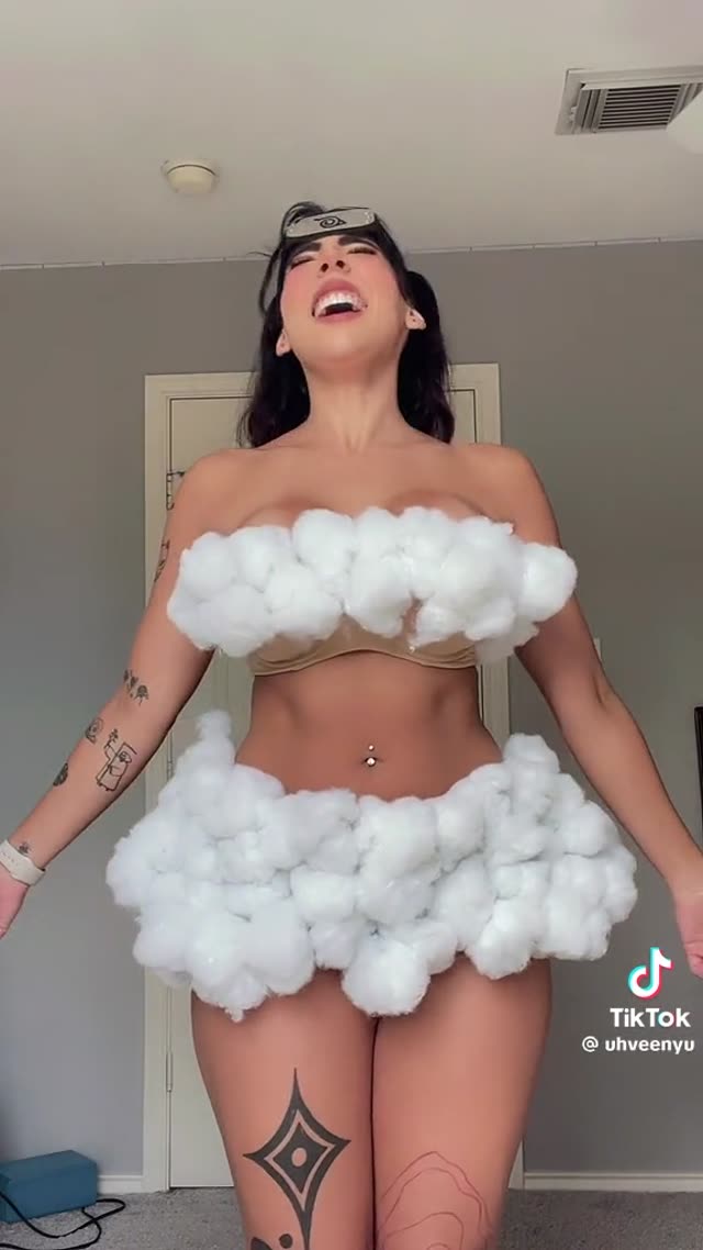 uhveeny1 uhveeny1 nude Instagram photo 58 — @uhveeny1 leaked