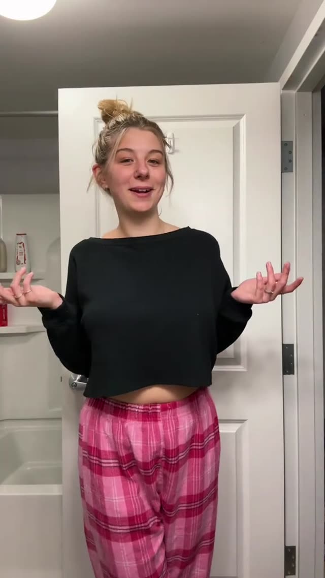 Lynntoria Lynntoria nude Instagram photo 40 — @lynntoria leaked