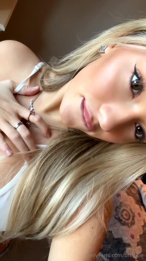 Breckiehill Breckiehill nude Instagram photo 36 — @breckiehil leaked