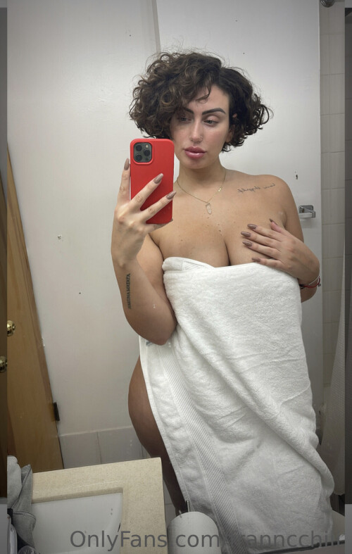 Franncchii — Instagram girl nude model