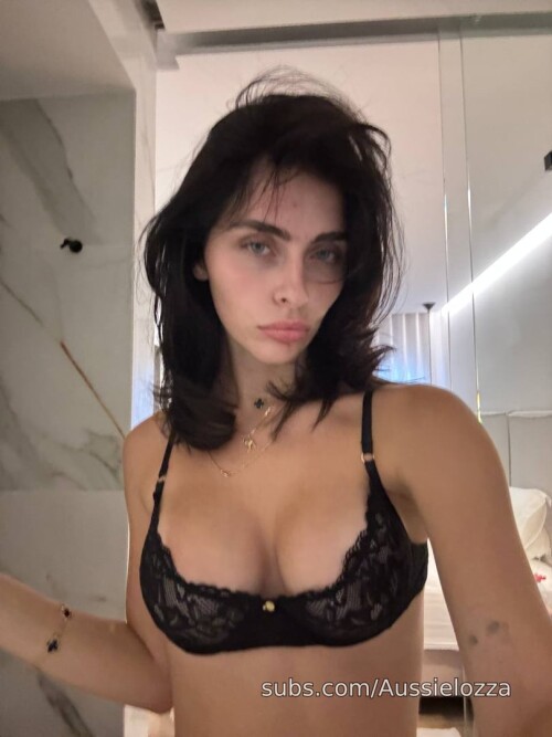 Laurenhamdenlaurenhamden Instagram girl