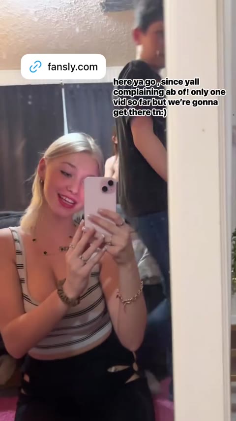 Rebeccajones nude Instagram photo 2 — @rebeccajones leaked